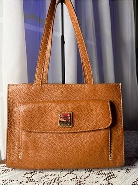 Dooney & Bourke Pebble
Leather Janine Satchel - Rich
Caramel